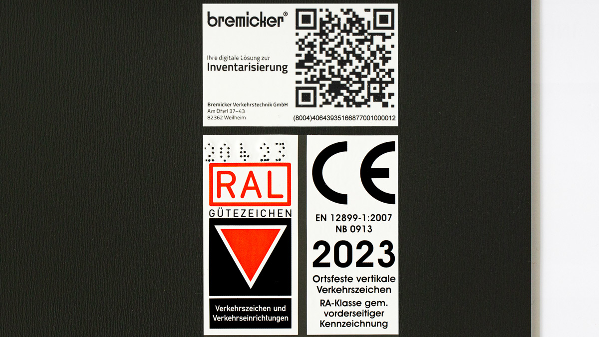 Bremicker Verkehrstechnik Iventarisierung QR-Code undRAL